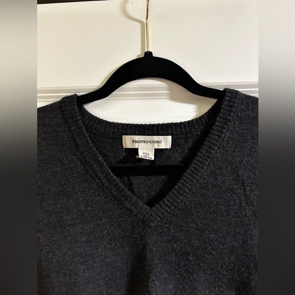 Wool Sweater Vest - Picture 2 of 5